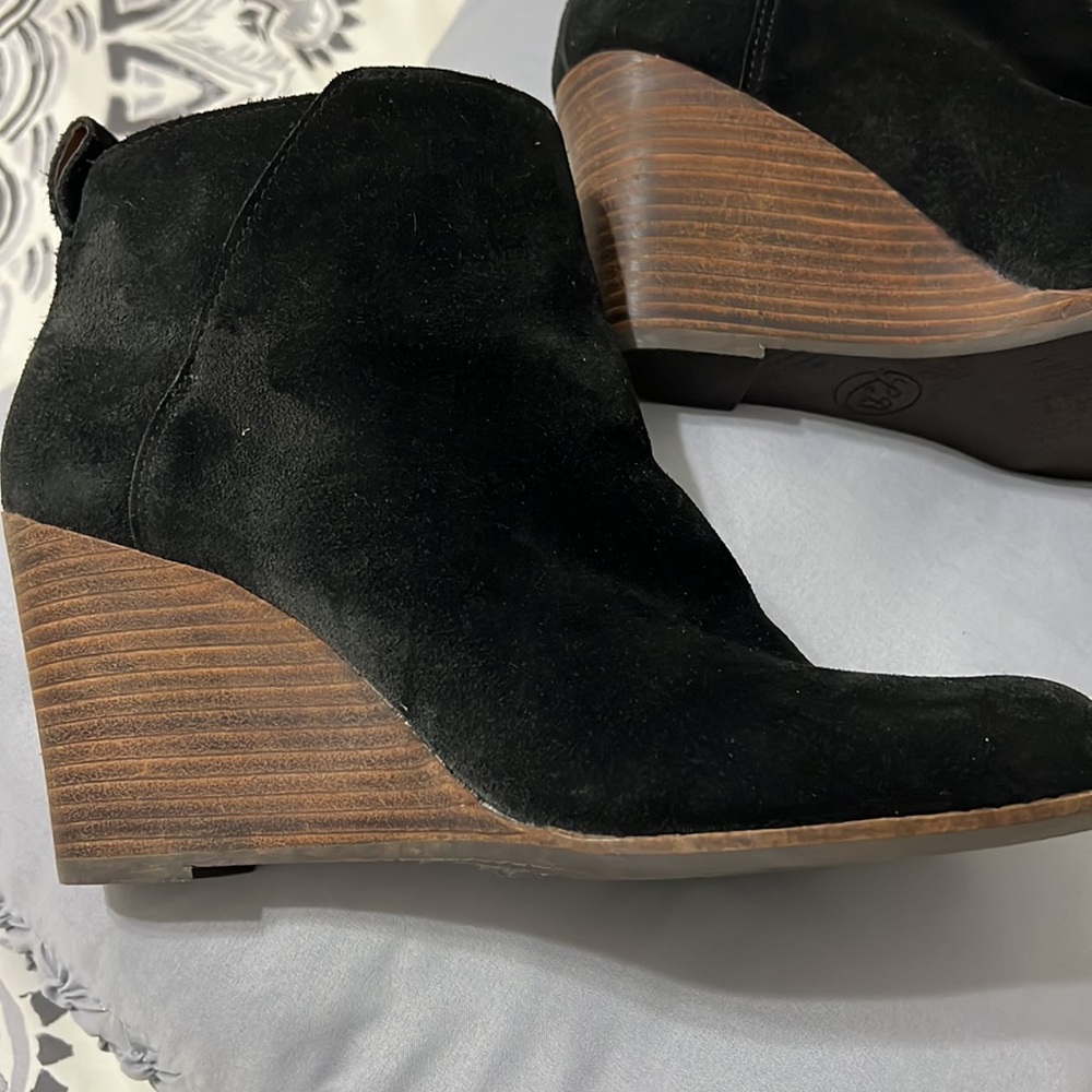 Lucky brand black suede boots. Never been worn. Size tag on bottom